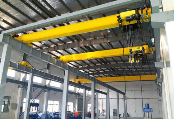 10 guindaste de ponte de 5 toneladas da altura livre de Tone Indoor Overhead Crane 380VAC baixo