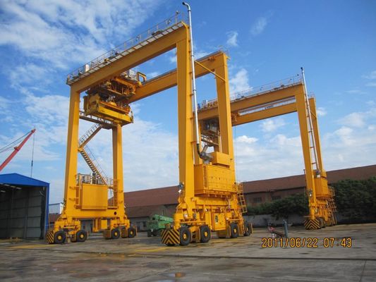 Guindaste de pórtico móvel portátil RTG RMG para contêineres 40T para armazéns