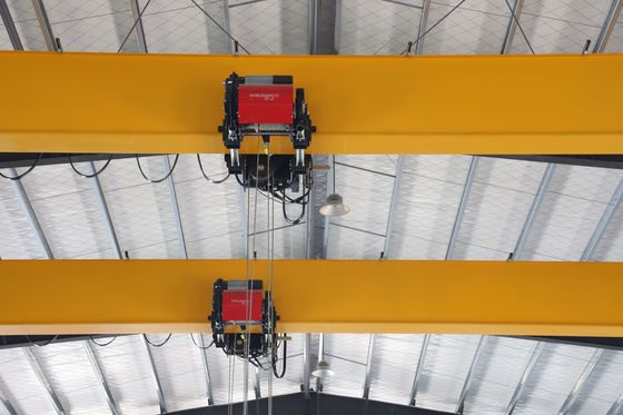 Guindaste de ponte padrão 6m-24m do feixe do mercado de câmbios de Ton Eot Crane do CE 3 único que levantam